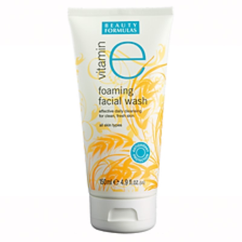 B/F Facial Wash Vitamin E 150ml